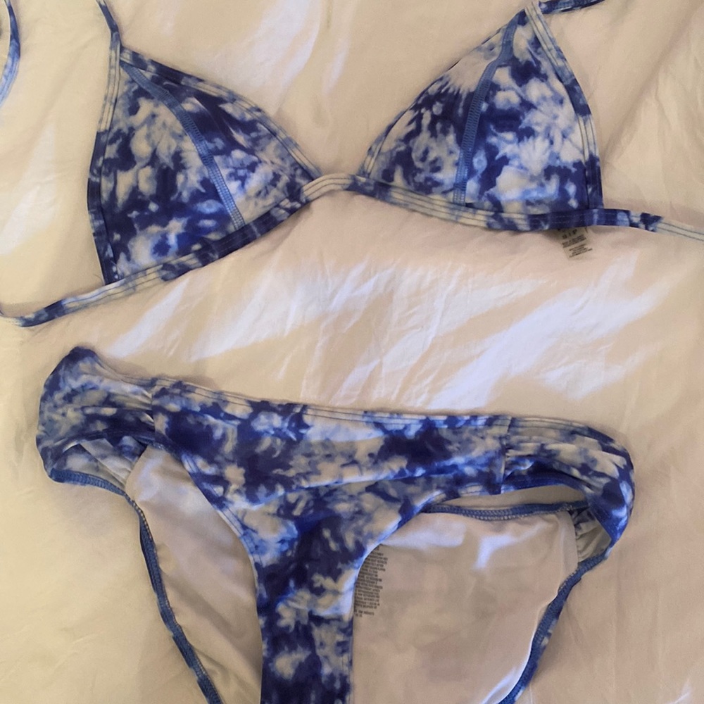 blue tie dye bikini 🫶🏼